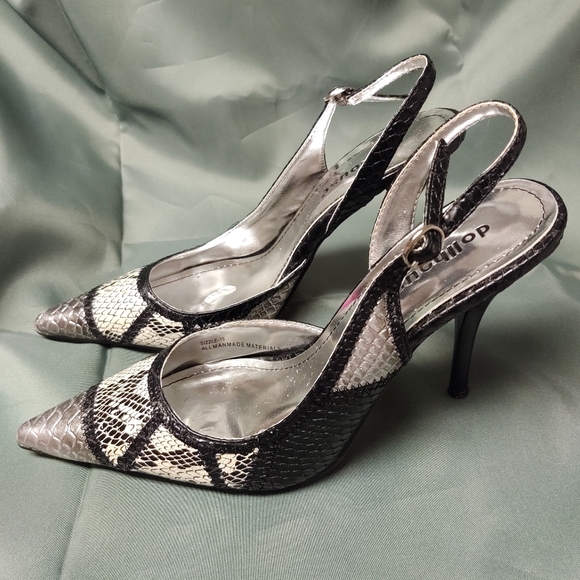 Dollhouse Shoes - REDUCED SHIPPING Dollhouse heels Size 10